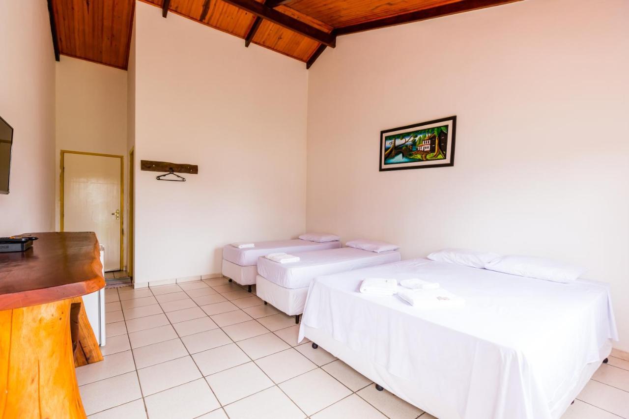 Hotel Fazenda Serra Da Irara Corumba de Goias Exterior photo