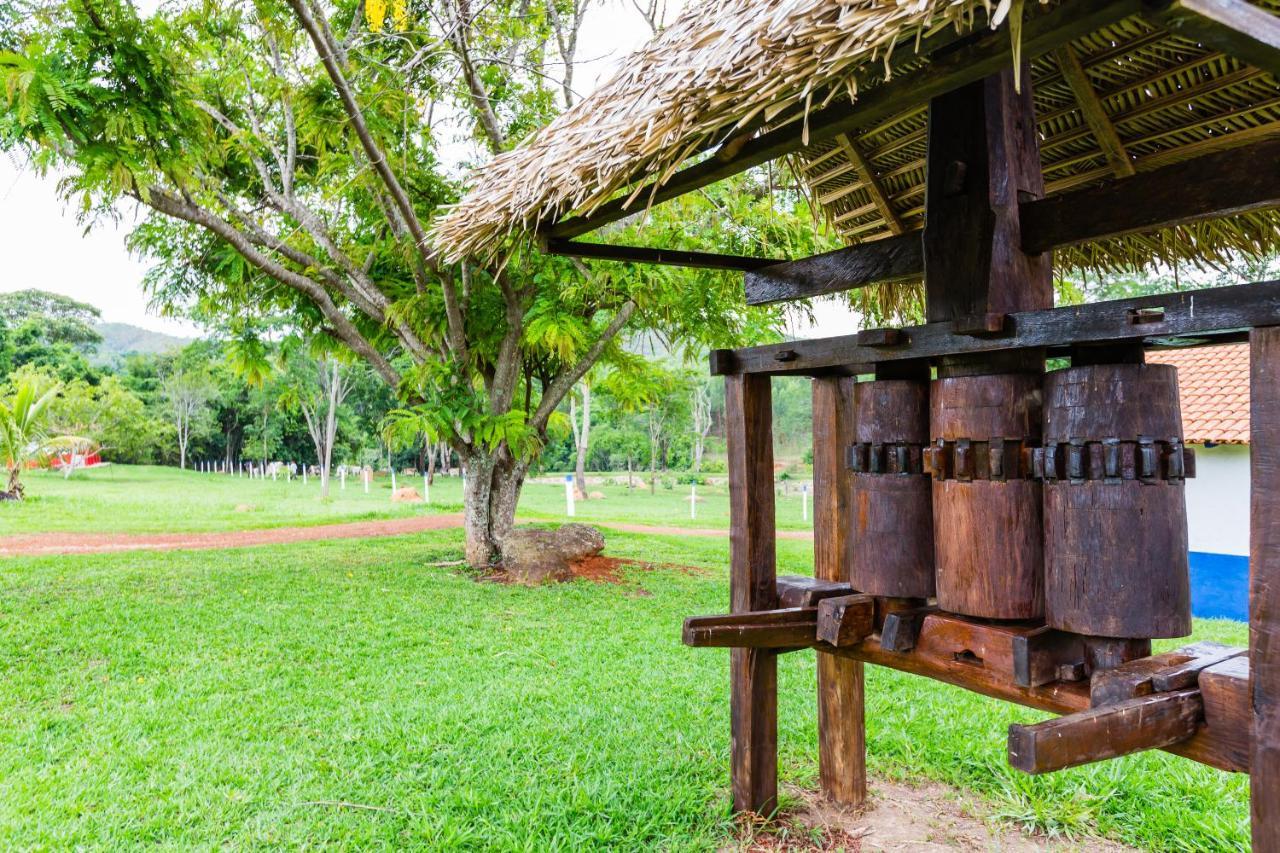 Hotel Fazenda Serra Da Irara Corumba de Goias Exterior photo